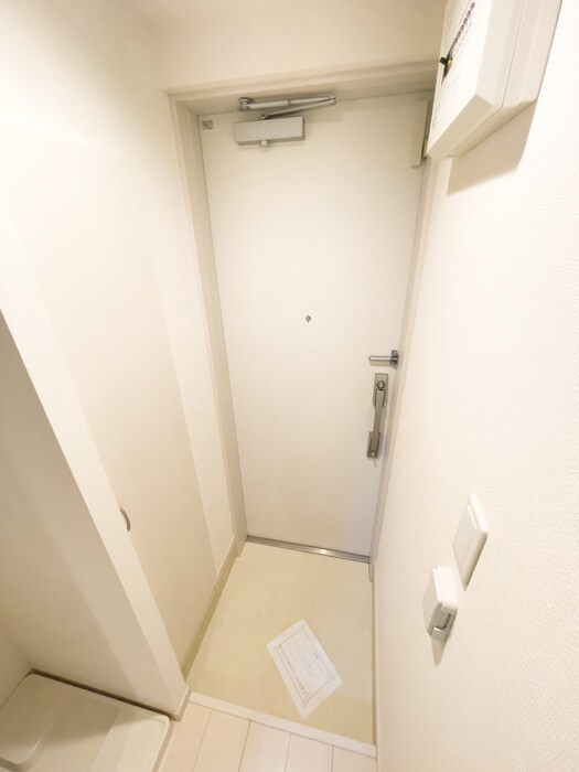 物件内観写真19　(玄関)