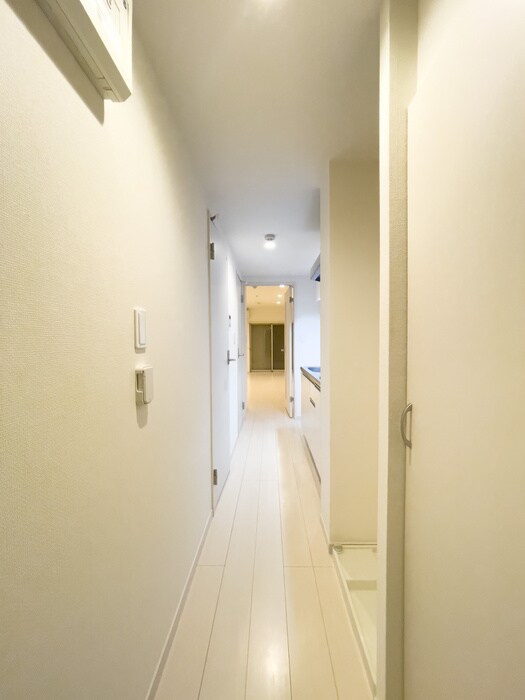 物件内観写真21　(廊下)