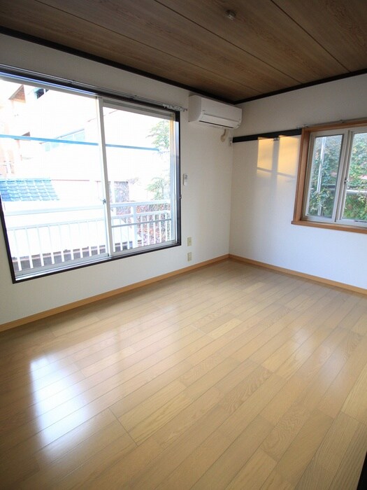 物件内観写真4　(居室)