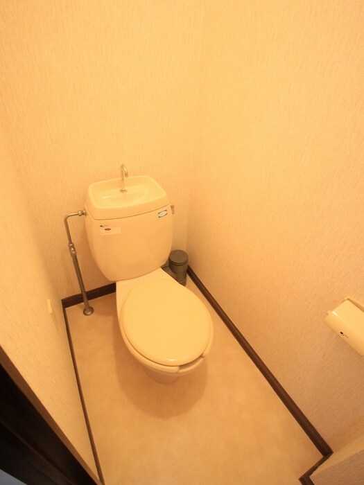 物件内観写真8　(トイレ)