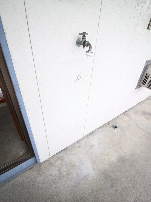 物件内観写真12　(洗濯機置場)