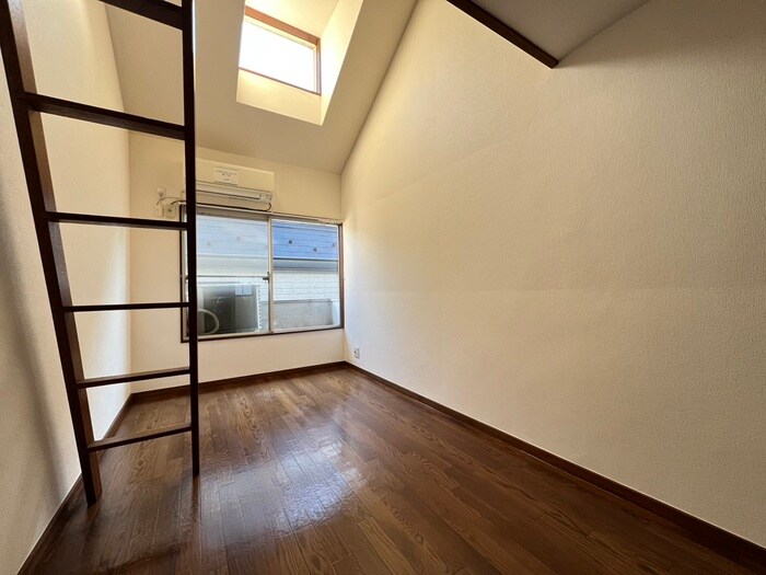 物件内観写真8　(居室)