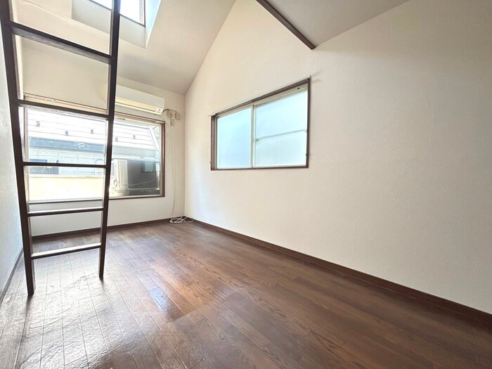 物件内観写真9　(居室)