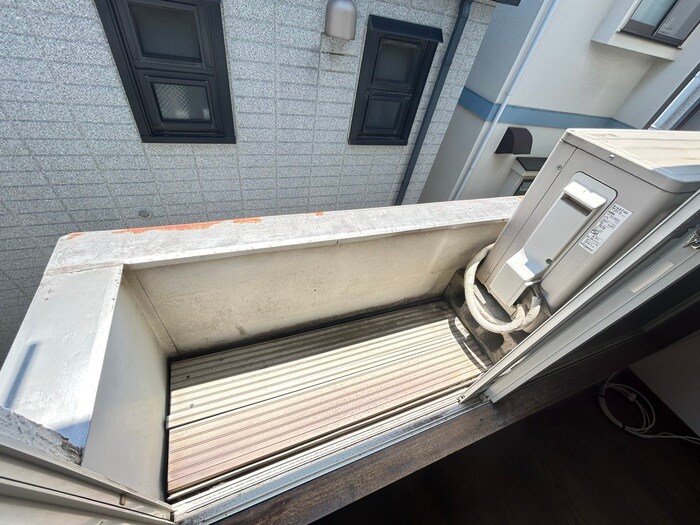 物件内観写真19　(室内からの展望)