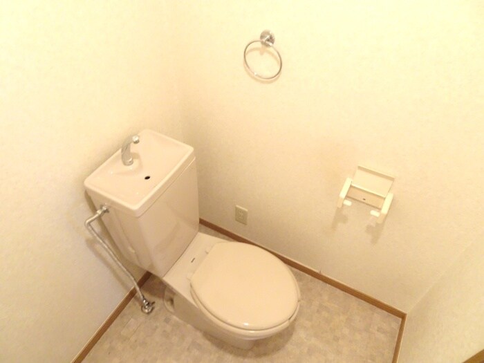 物件内観写真12　(トイレ)