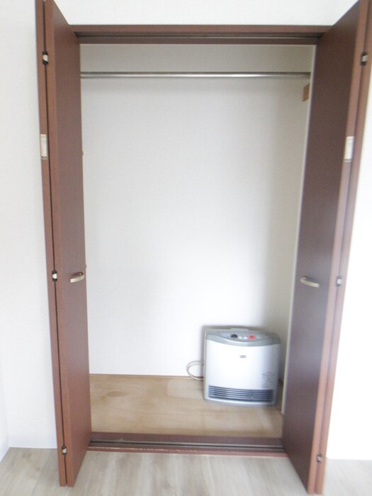 物件内観写真15　(収納)