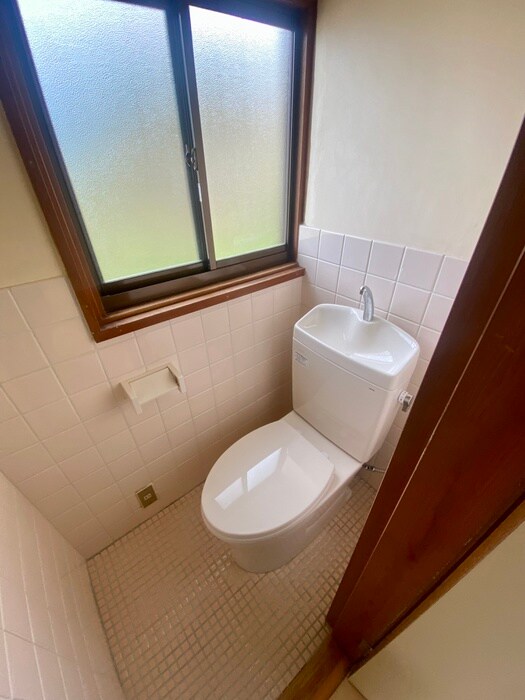 物件内観写真11　(トイレ)