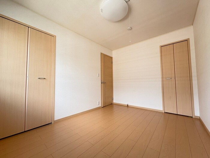 物件内観写真9　(居室)