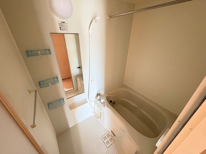 物件内観写真12　(バス／シャワールーム等)