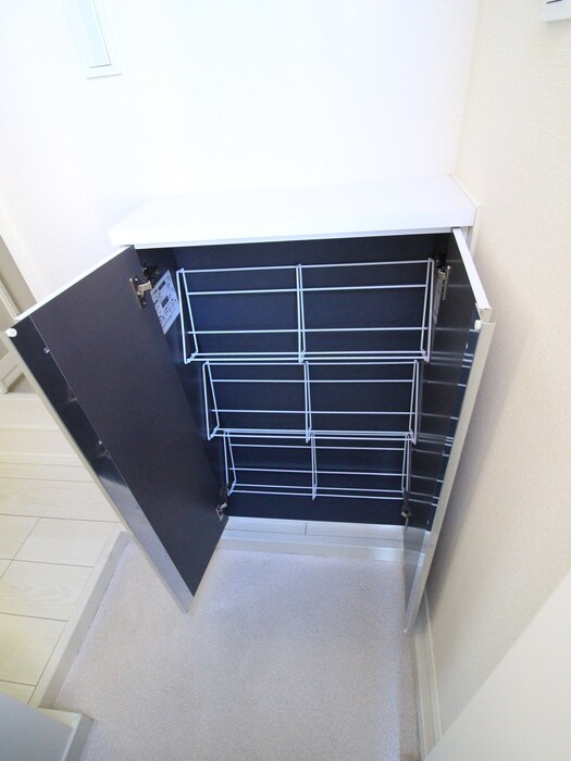 物件内観写真17　(靴箱)