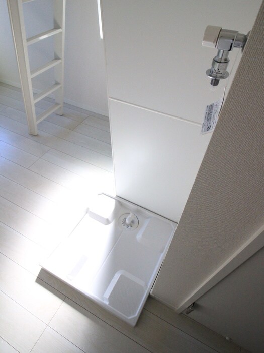 物件内観写真19　(洗濯機置場)