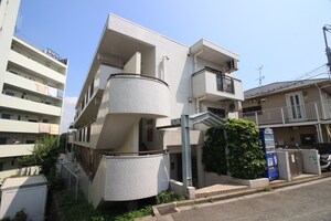 ヴァンハウス白楽(301)外観写真