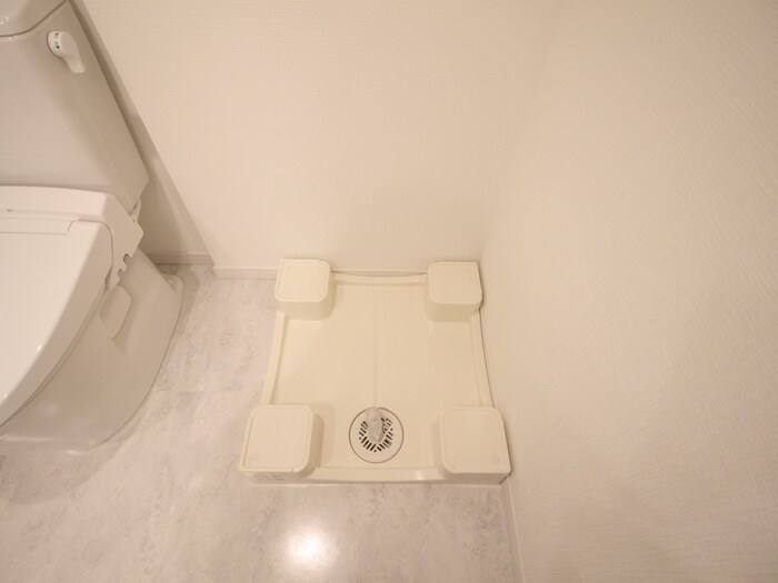 物件内観写真14　(洗濯機置場)