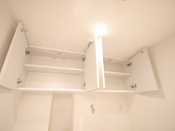 物件内観写真16　(収納)