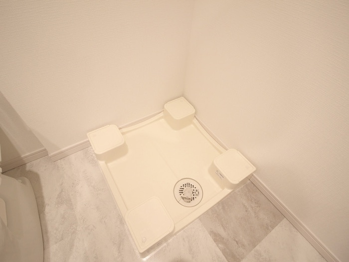 物件内観写真17　(洗濯機置場)