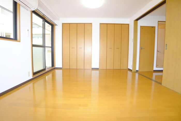 物件内観写真12　(居室)