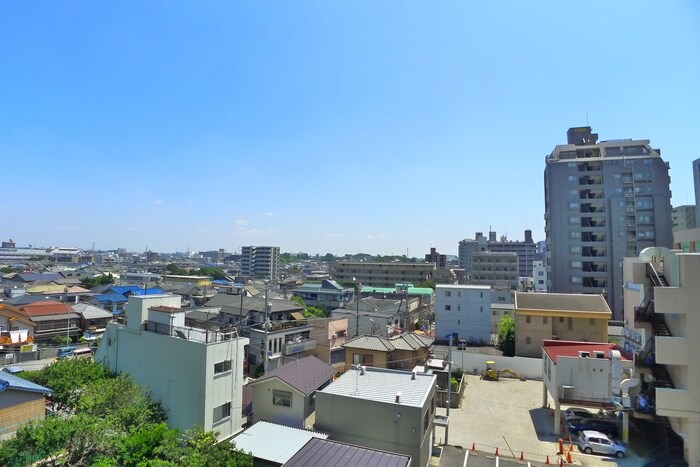 物件内観写真16　(室内からの展望)