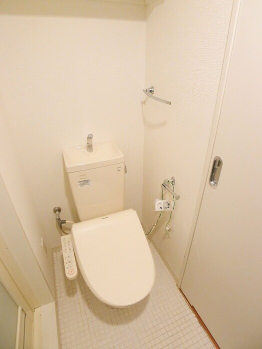 物件内観写真12　(トイレ)