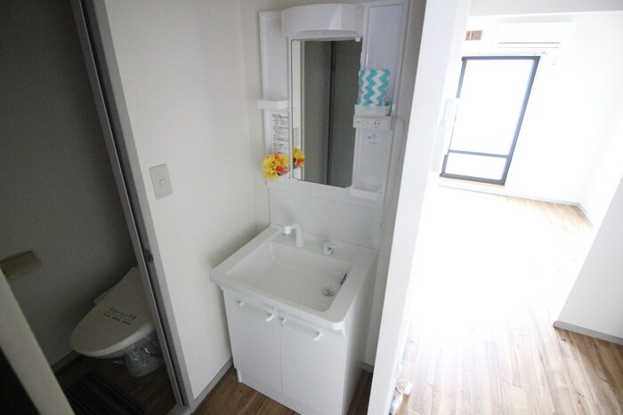 物件内観写真12　(洗面)
