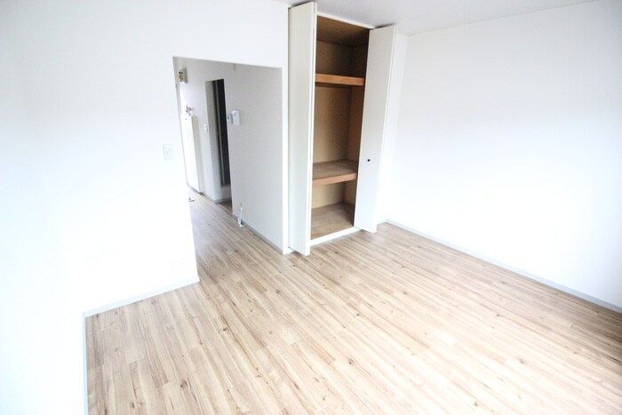 物件内観写真17　(居室)