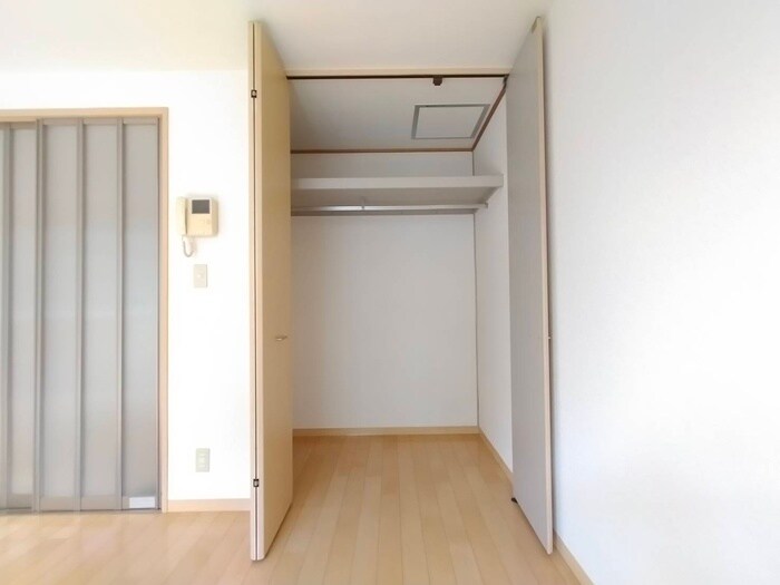 物件内観写真9　(収納)