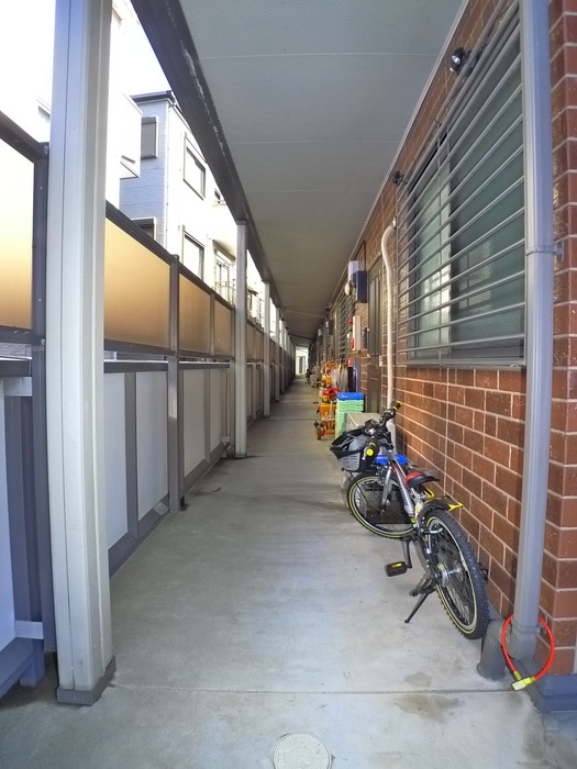 物件外観写真5　(エントランス部分)