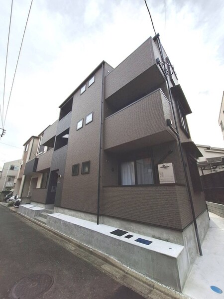BRESCIA YOKOHAMA外観写真