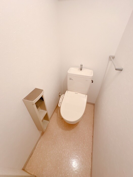 物件内観写真12　(トイレ)