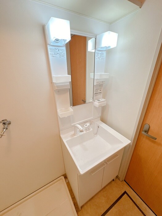 物件内観写真13　(洗面)