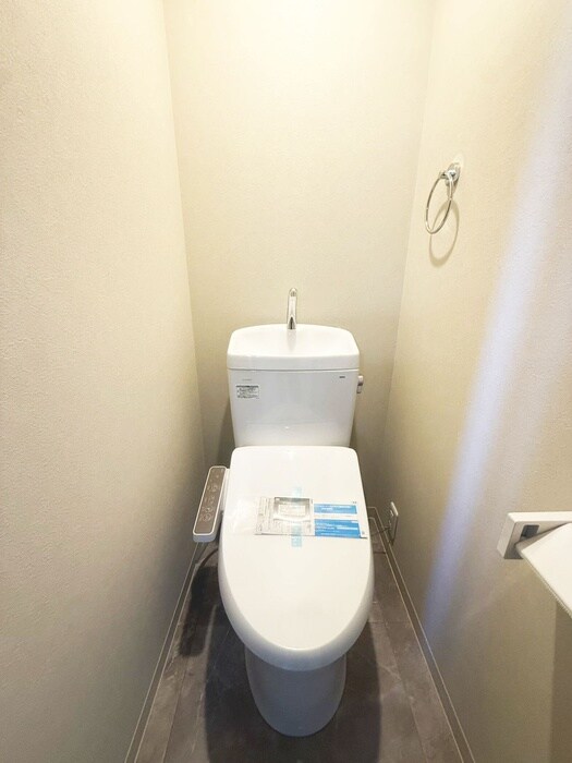 物件内観写真11　(トイレ)