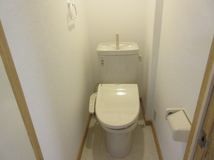 物件内観写真15　(トイレ)