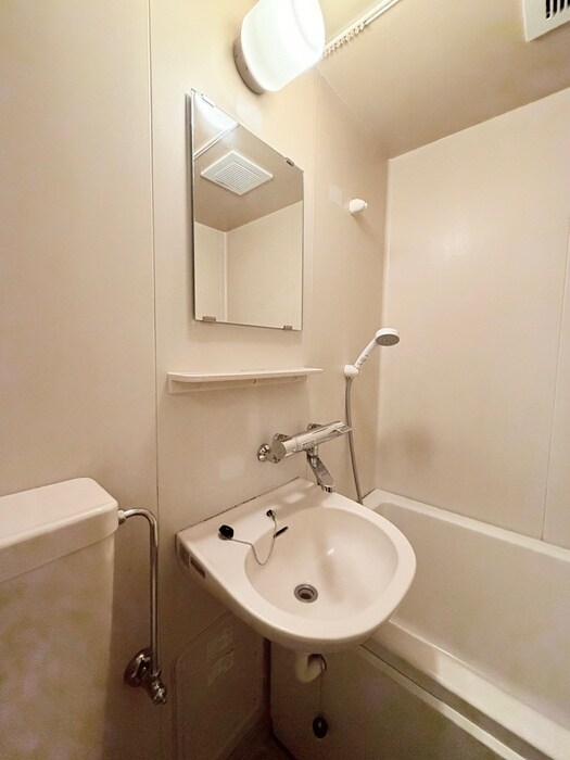 物件内観写真13　(洗面)