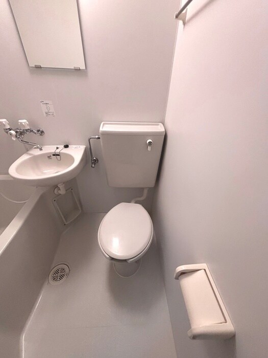 物件内観写真14　(トイレ)