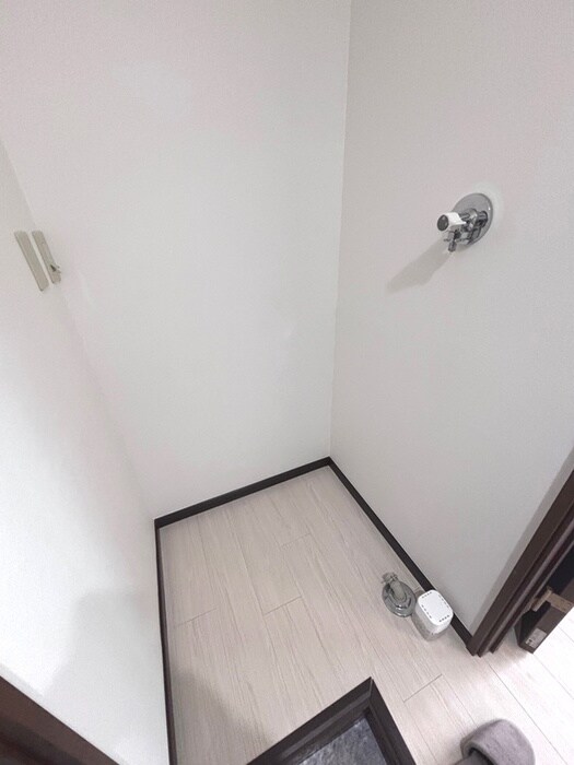 物件内観写真15　(洗濯機置場)