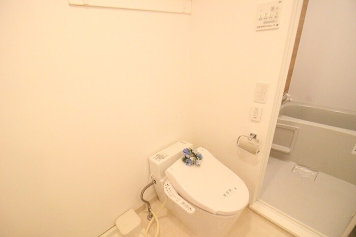 物件内観写真13　(トイレ)