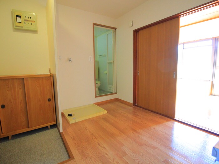 物件内観写真9　(居室)