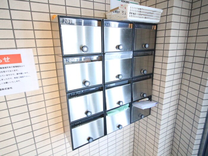 物件外観写真6　(建物設備)