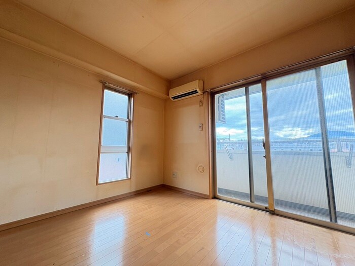 物件内観写真10　(居室)