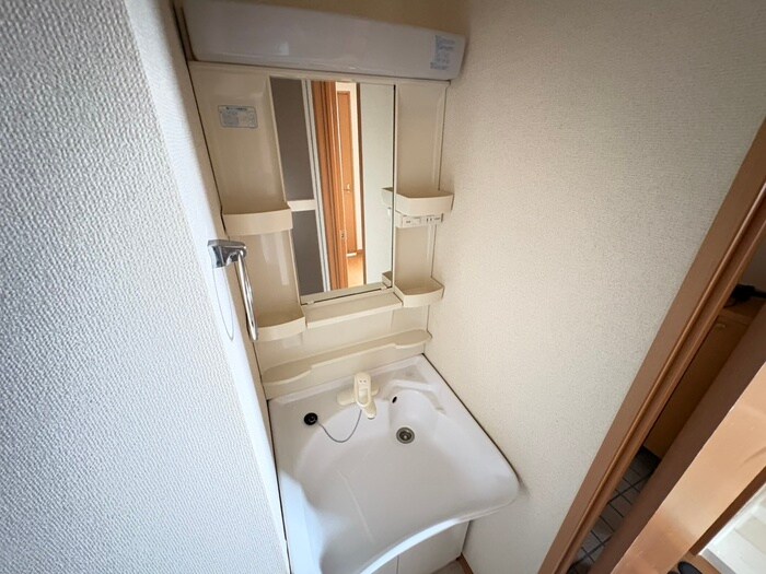 物件内観写真14　(洗面)