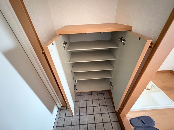 物件内観写真20　(靴箱)