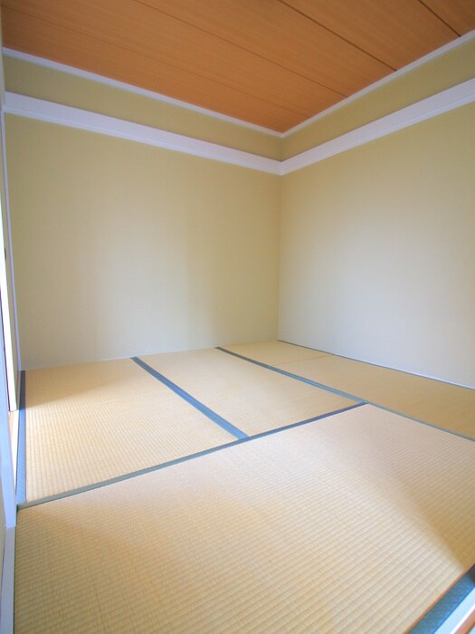 物件内観写真5　(居室)