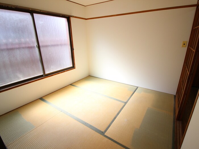 物件内観写真6　(居室)