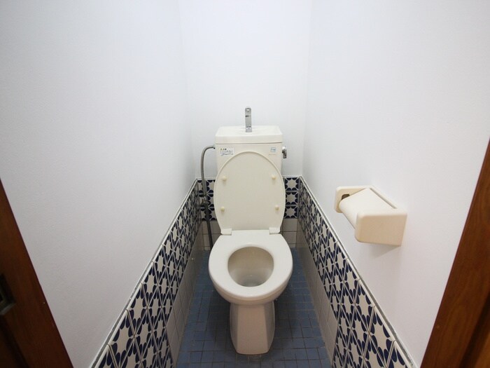 物件内観写真11　(トイレ)
