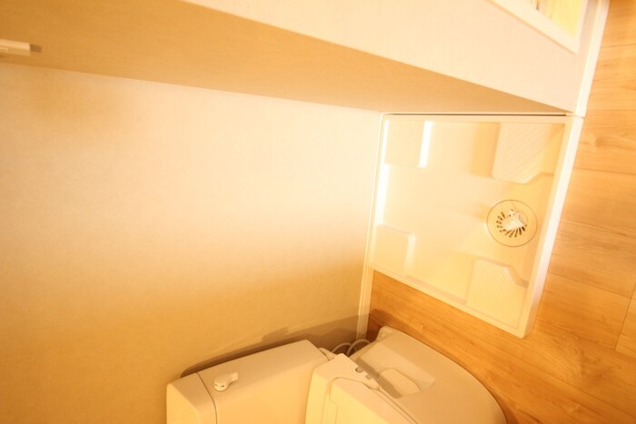 物件内観写真15　(洗濯機置場)