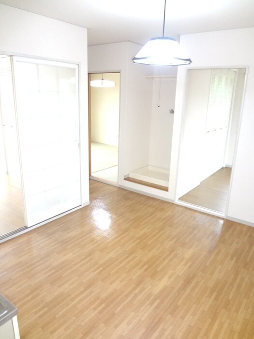 物件内観写真8　(内観写真)