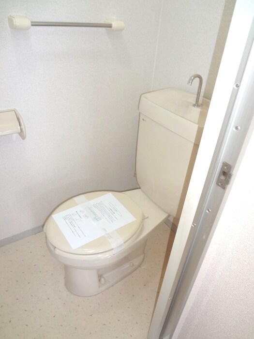 物件内観写真14　(トイレ)