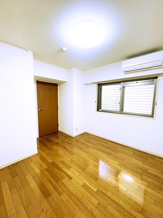 物件内観写真11　(居室)