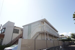 ハイツアザレア外観写真