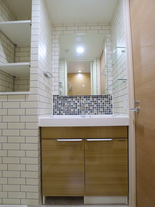 物件内観写真13　(洗面)