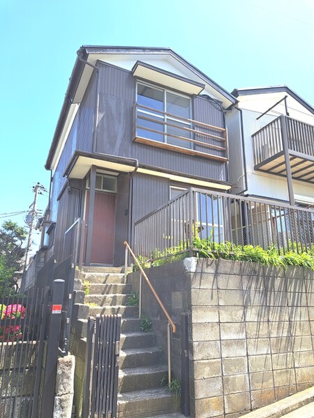 和ﾓﾀﾞﾝﾃﾞｻﾞｲﾅｰｽﾞ風ﾌﾙﾘﾉﾍﾞ戸建外観写真